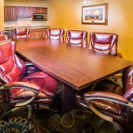 Holiday Inn Express Hotel & Suites Gunnison By Ihg Exterior photo