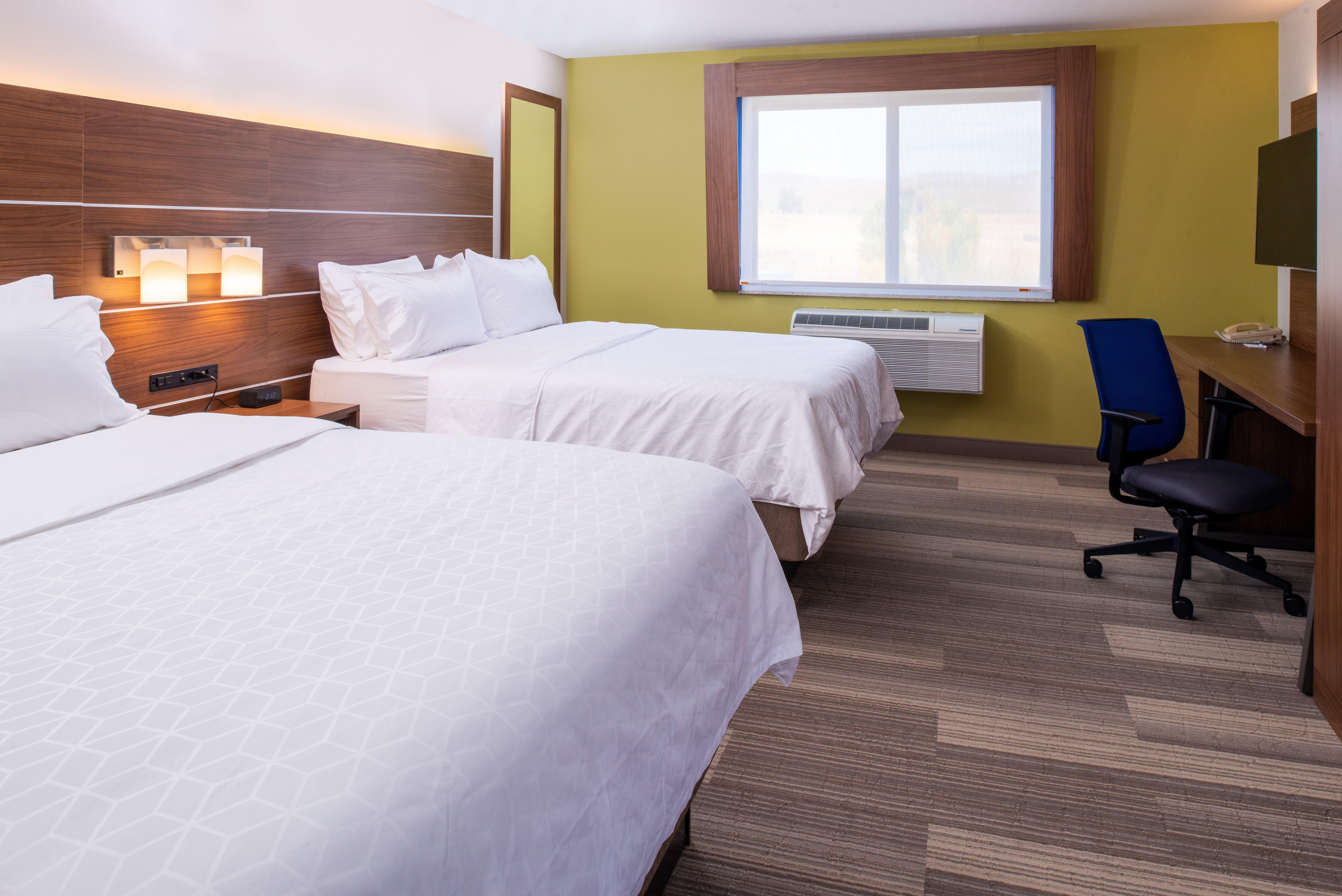 Holiday Inn Express Hotel & Suites Gunnison By Ihg Exterior photo