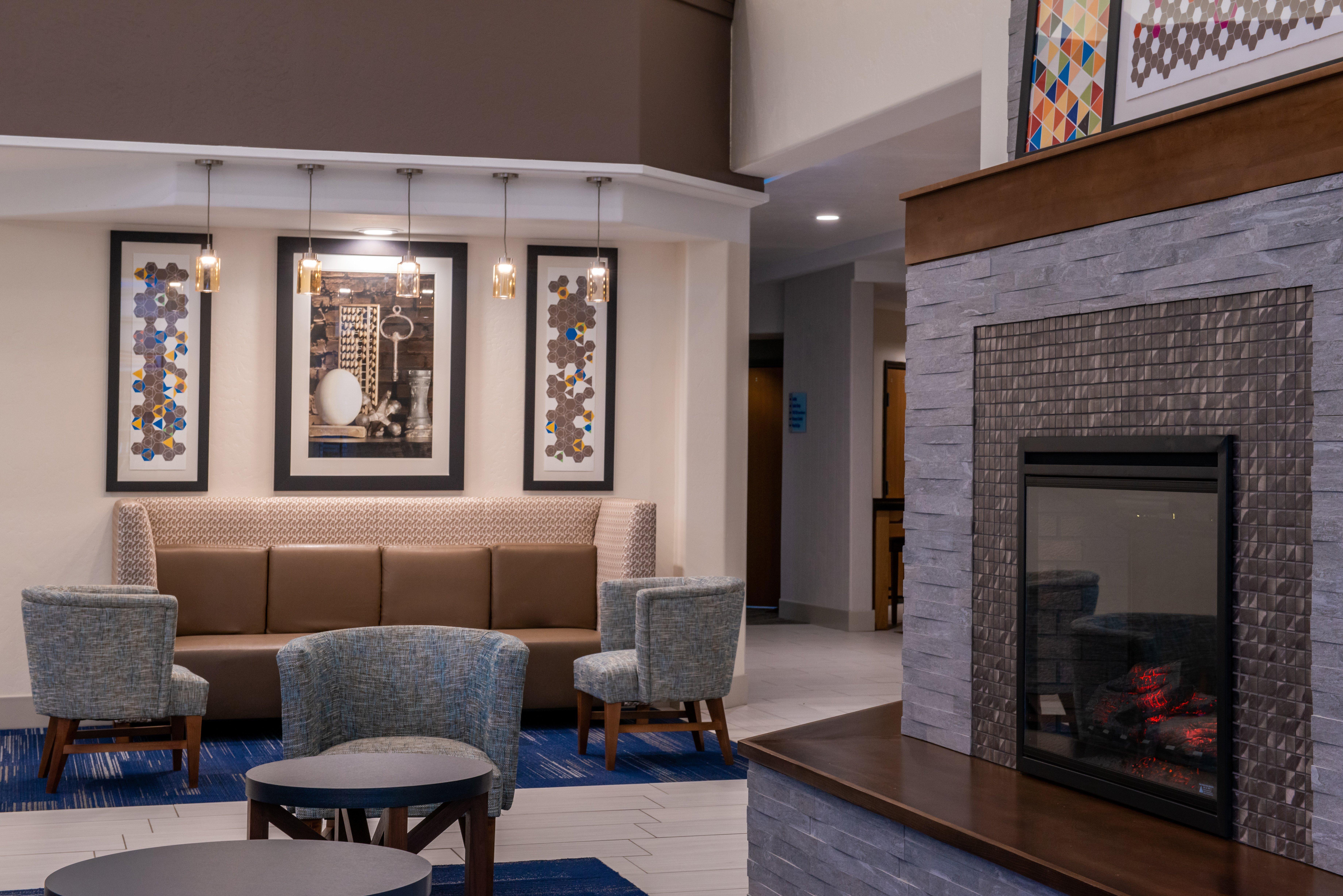Holiday Inn Express Hotel & Suites Gunnison By Ihg Exterior photo