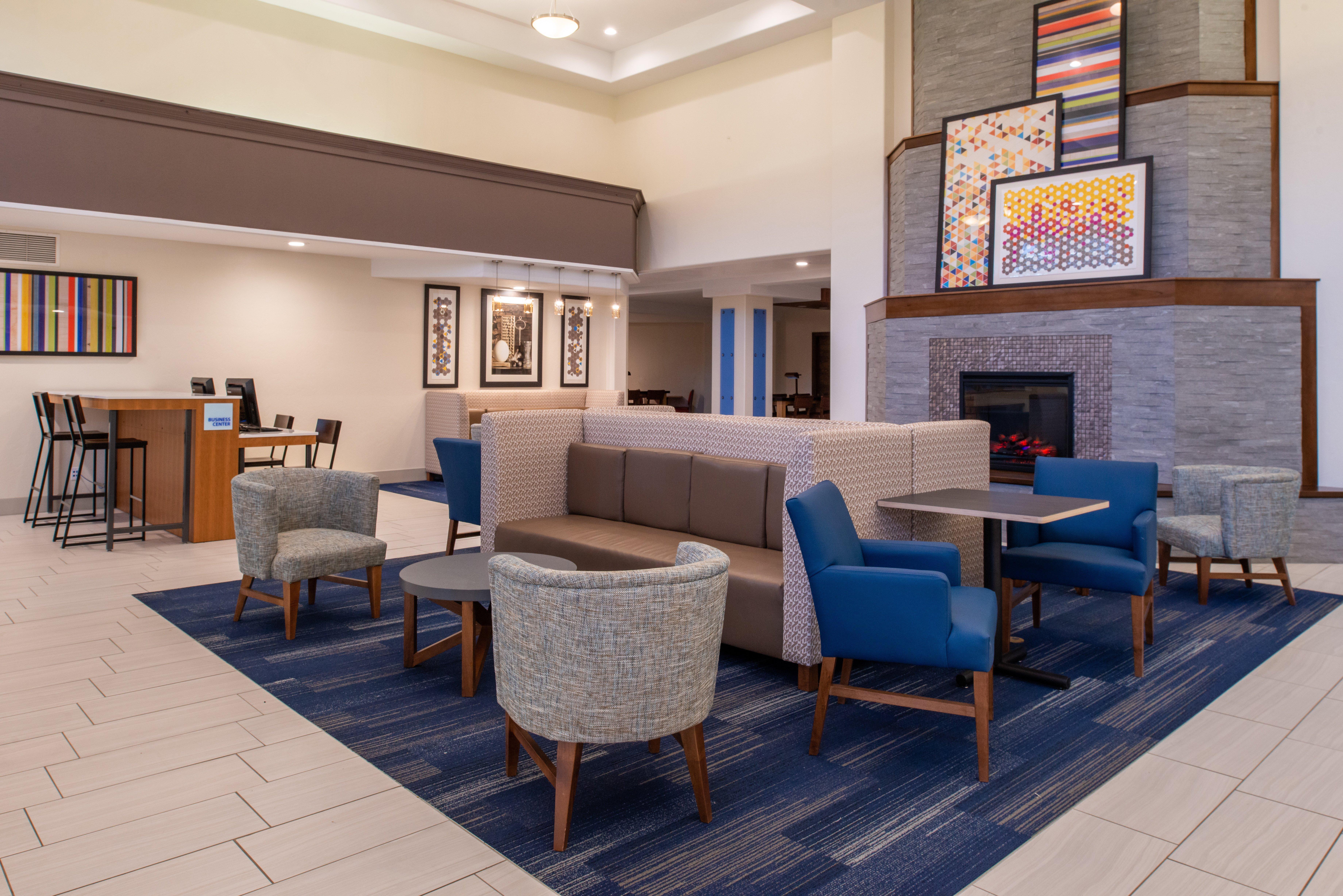 Holiday Inn Express Hotel & Suites Gunnison By Ihg Exterior photo