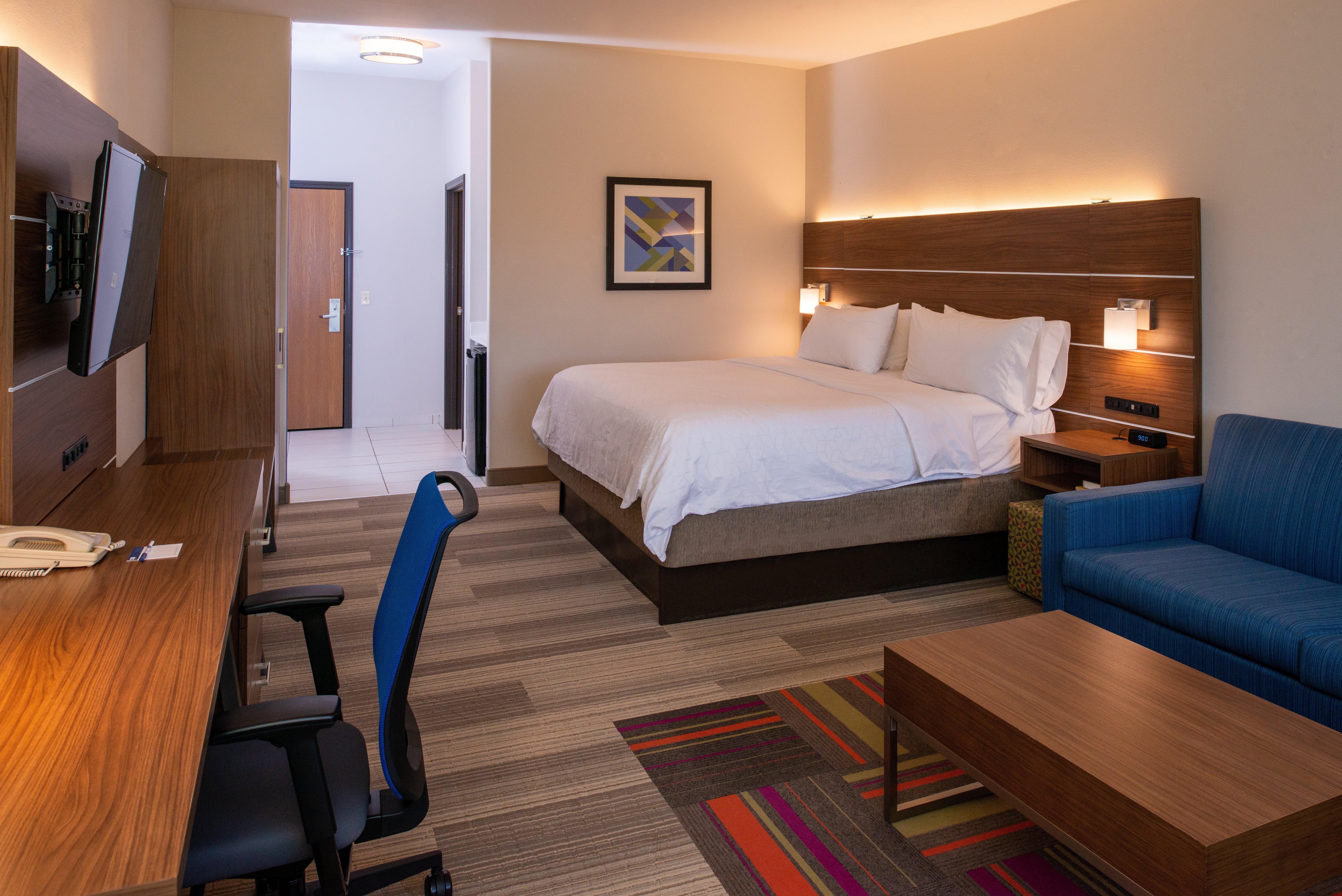 Holiday Inn Express Hotel & Suites Gunnison By Ihg Exterior photo